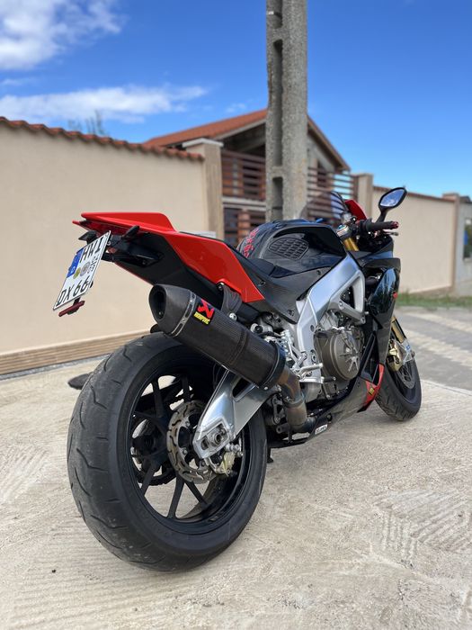 Aprilia RSV4 Factory