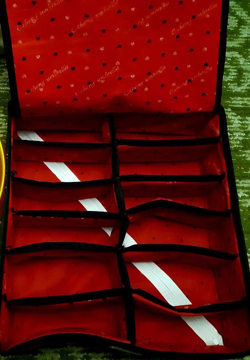 Продам контейнер для белья