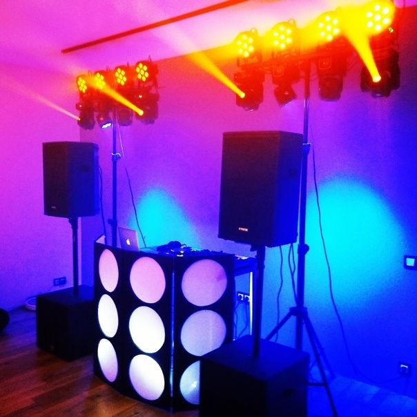 Прокат аренда звука 1 кВт микшер акустика микрофоны на праздники.