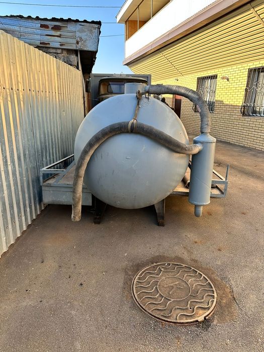 Продам вакуумную бочку.