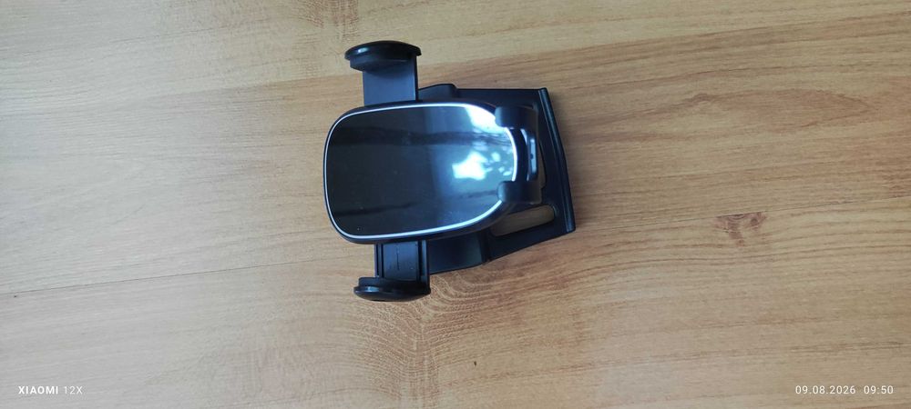Продавам Радио,carplay и стойка за телефон на   Nissan Qashqai j11
