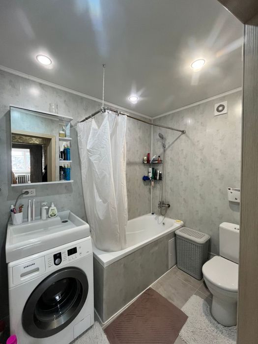 Трехкомнатная улучшенная с ремонтом