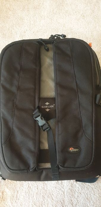 Rucsac foto (profesional) LowePro Vertex 200AW- Stare  excelentă