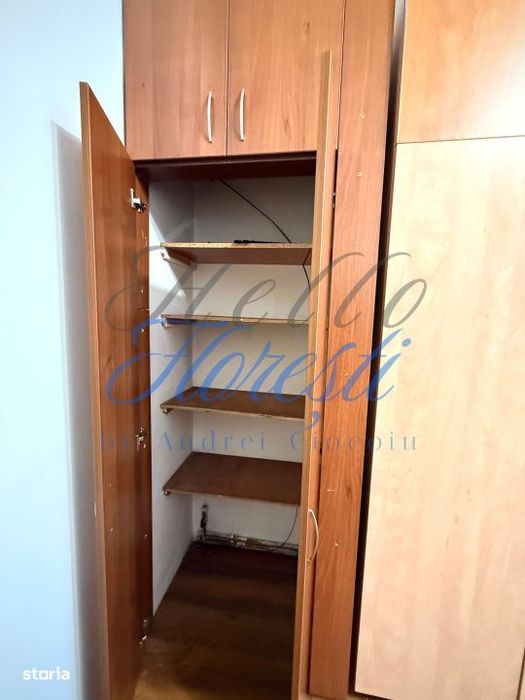 Garsoniera 30 mp, Iris