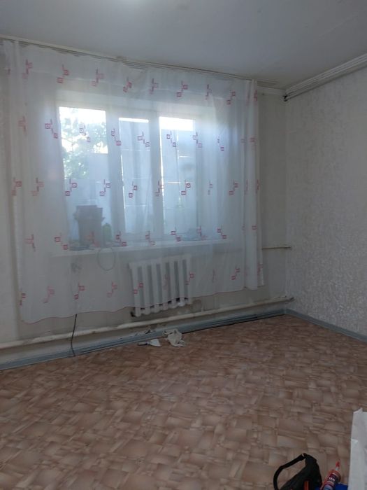 Продам 1 кв. 1/2 эт. 20 м2. Желянка