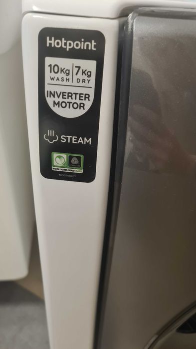 Masina de spalat rufe Hotpoint Ariston-Aqualtis 10 kg cu uscător