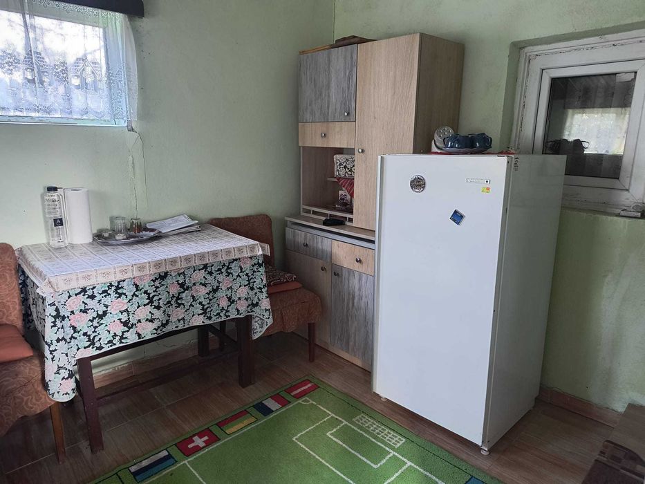 Casa si teren de vanzare 1550 mp