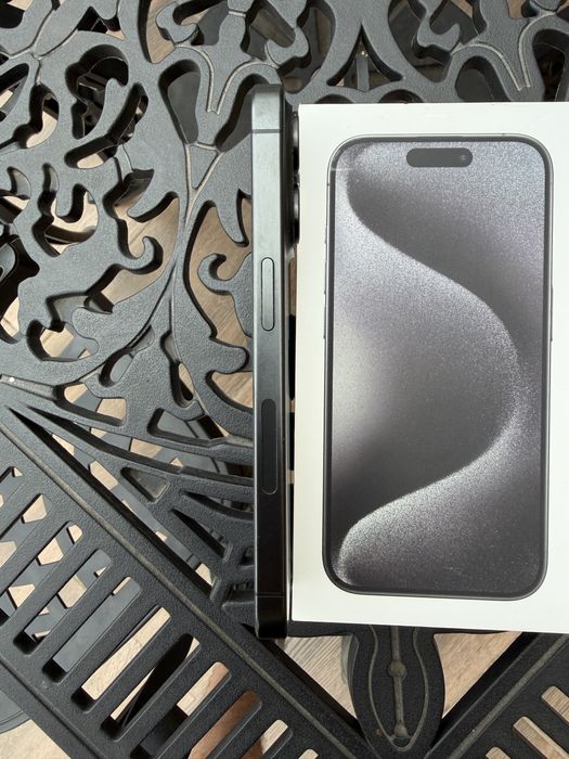 iPhone 15 pro 256gb eSim