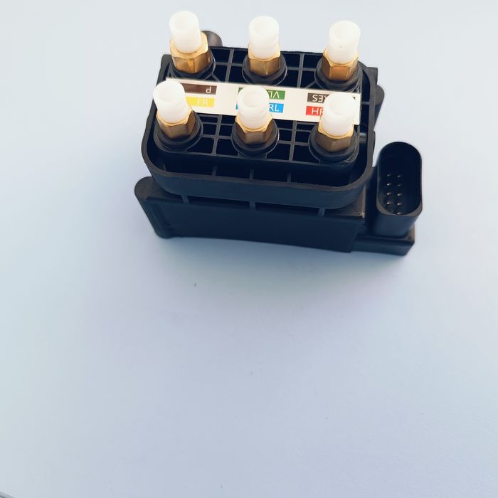 Блок калани/разпределител за въздух Mercedes W221,W211,W164,W205,CLS