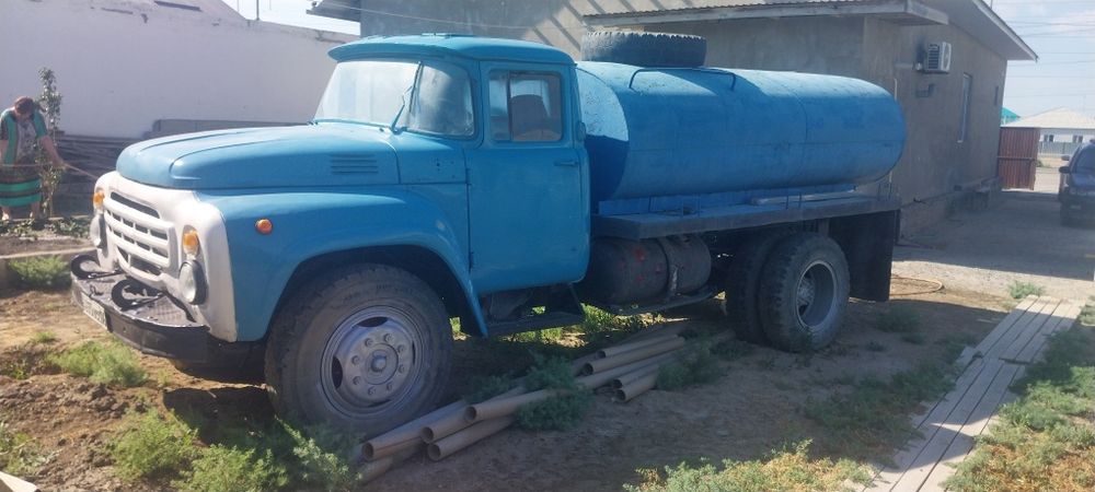 Зил 130   Водовоз