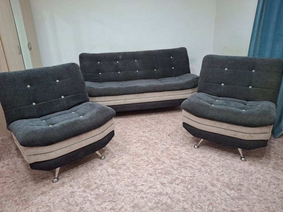 Комплект диван и два кресла