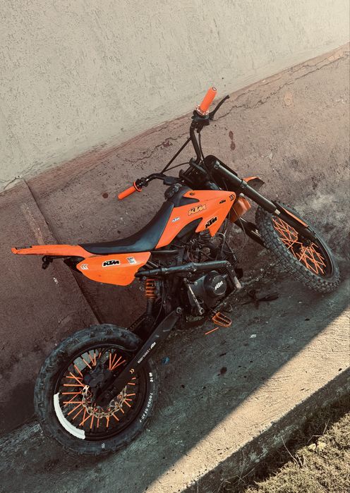 Vand sau schimb Cross 125cc