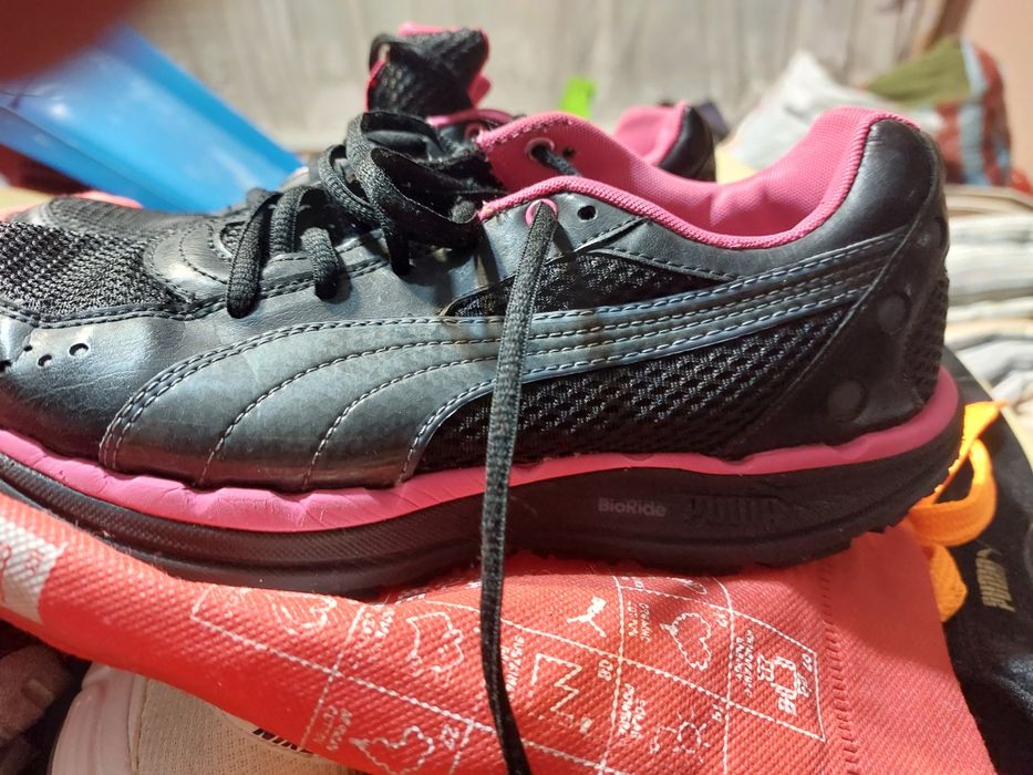 Дамски маратонки Puma 37 в торбичка
