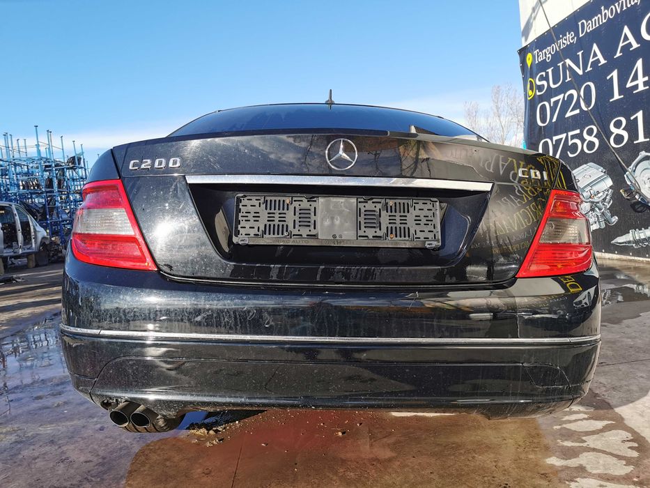 Dezmembrez mercedes c class w204 2.2 euro 5/capota w204/far w204/aripa