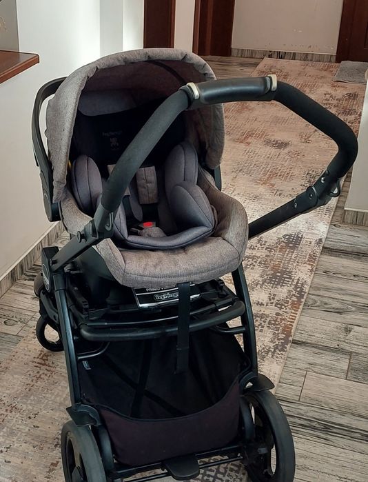 Бебешка количка,