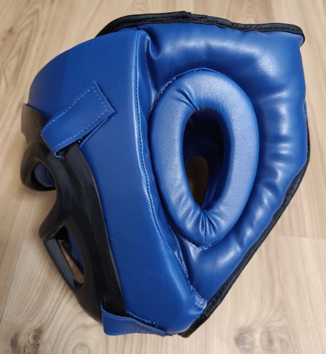 Casca cu grilaj Armura Dominator 2.0