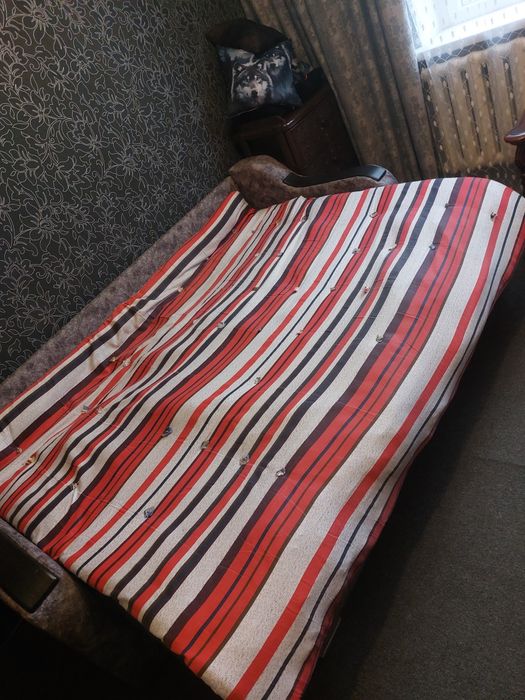 Продам матрас большой