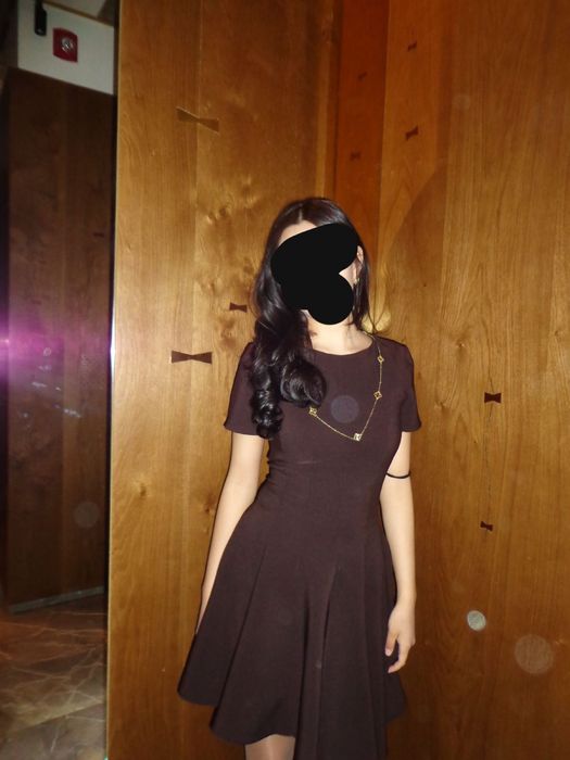 Продам платья, красивые, носила 1 раз