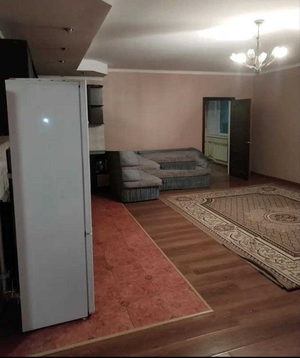 Продам 3 комнатную по Бейбитшилик