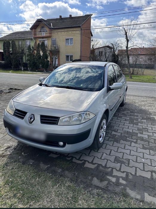 RENAULT Megane