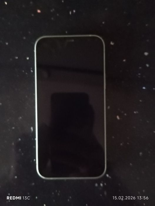 iPhone 12 nou în cutie