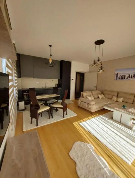Продава се Тристаен апартамент в София, Красна поляна 3 - 92 кв.м за 1446 €/кв.м - Снимка #1