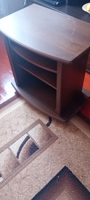 Подставка под телевизор