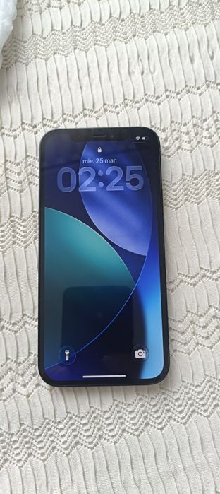 Vând iPhone 12 ,