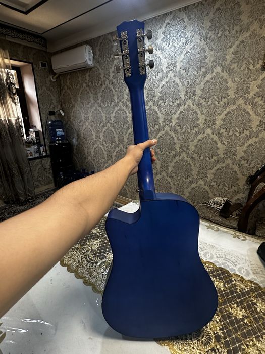 Gitara akustik. Boshlovchilar uchun