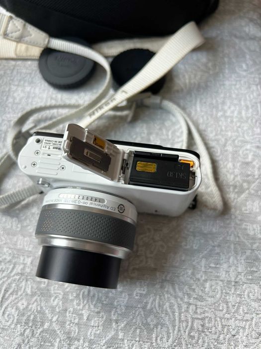 Aparat foto video Nikon 1 S1