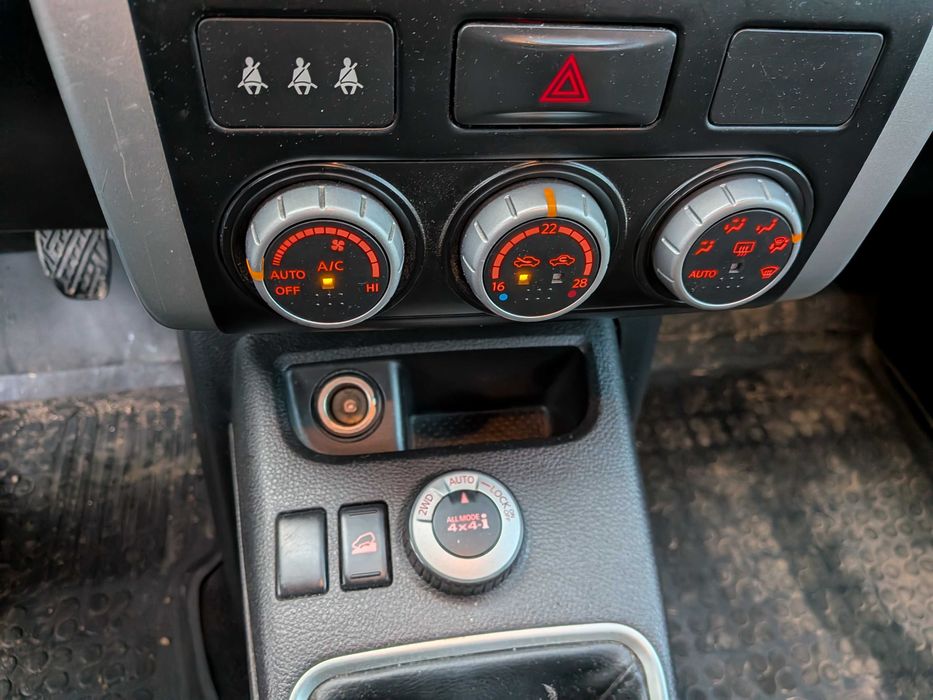 Продавам Nissan X-Trail 2.0dci, 4x4, T31 - втора генерация