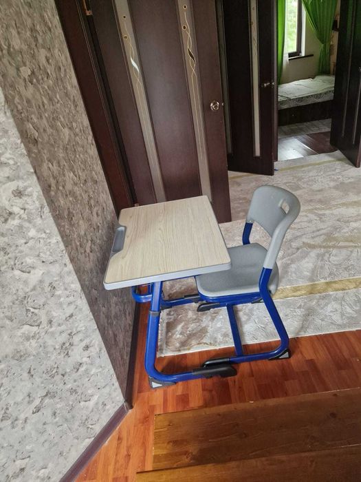 Ортопедическая школьная парта