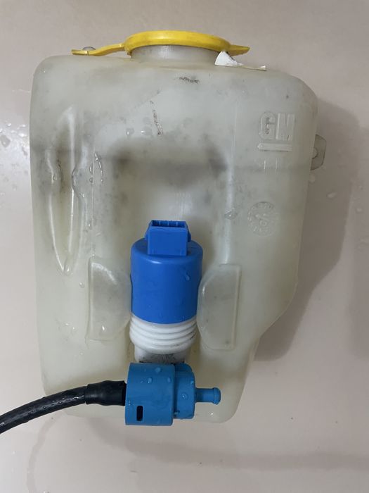 Vas lichid parbriz + motoras Opel  Corsa C