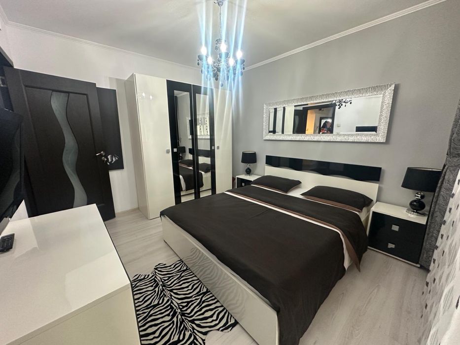 Inchiriez apartament 3 camere