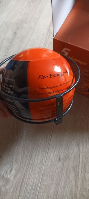 Самосрабатывщий огнетушитель