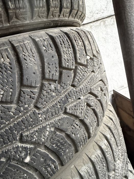 Продам шины 205/55 R16