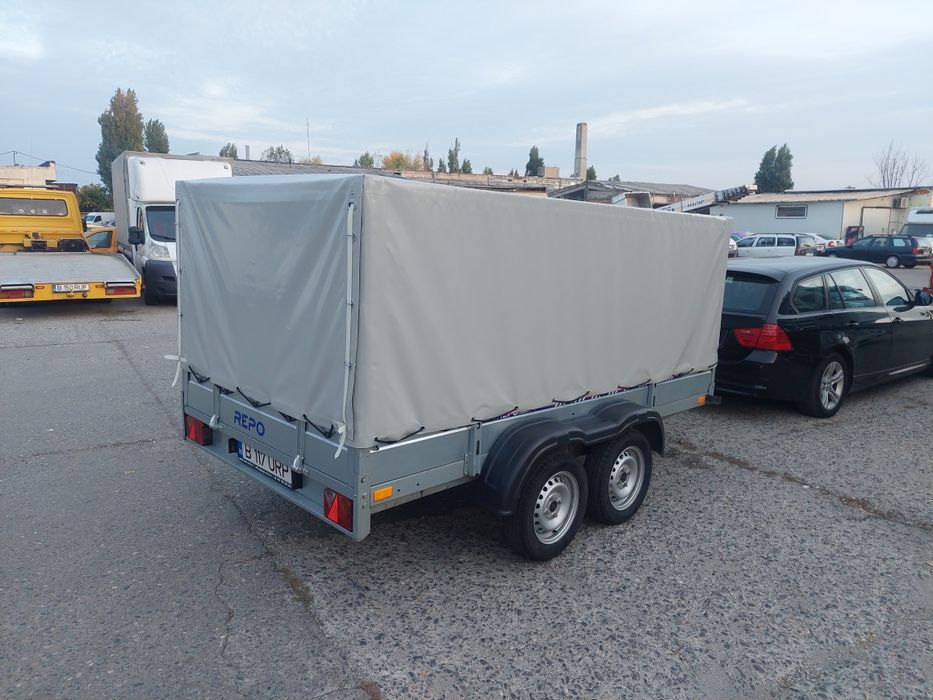 Remorca remorci de inchiriat cu prelata și fără 750 kg