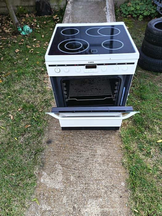 Свободно стояща печка АЕГ