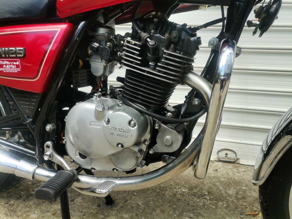 Suzuki GN 125 TOP