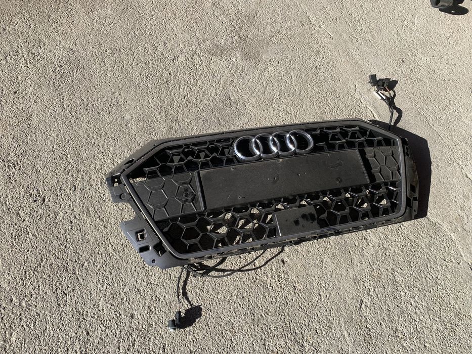 Предна решетка комплект Ауди А1 S line-2019