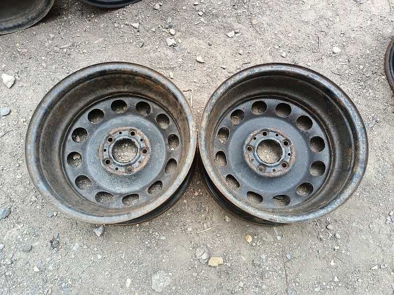 Продам оригинальные металлические диски на BMW 3