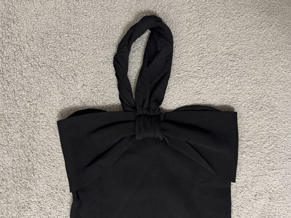 Чисто нова ластична рокля Mango