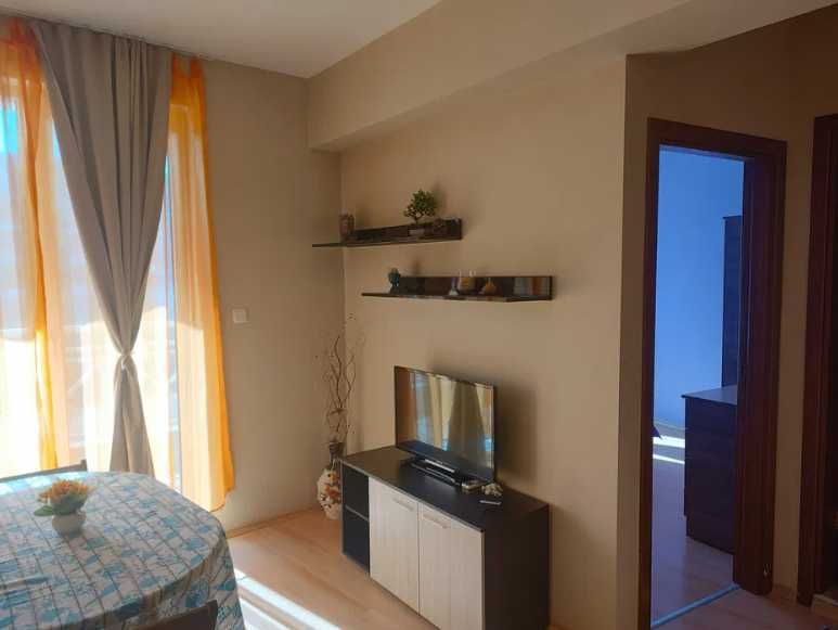 Дава се под наем Двустаен апартамент в к.к. Слънчев бряг - 55 кв.м за 500 € - Снимка #4