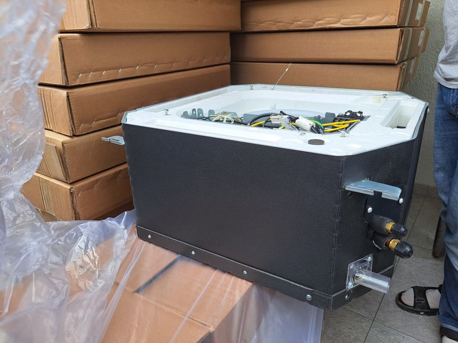 Kassetniy konditsioner Midea va Welkin. Multisplit. 12BTU