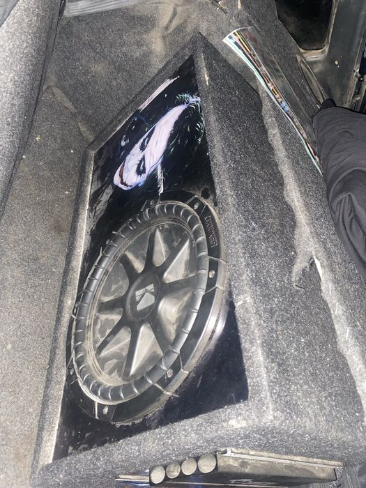 Продам Сабвуфер  KICKER