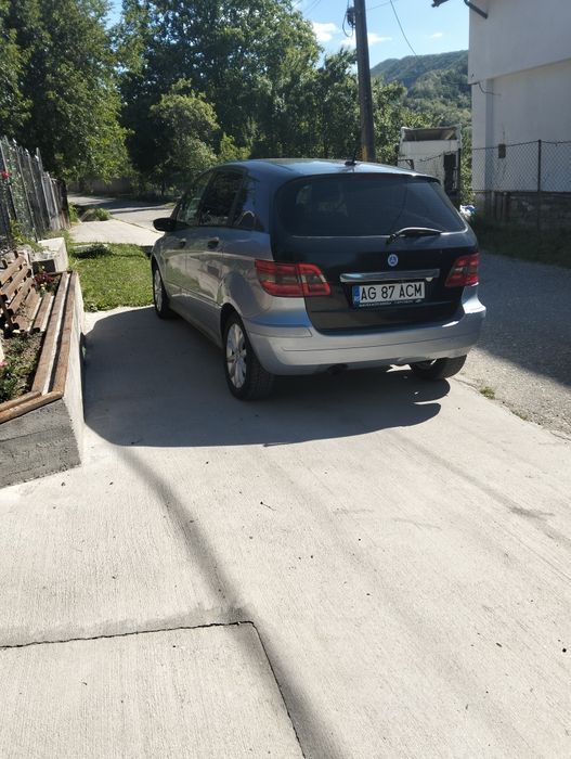 Mercedes Benz b class