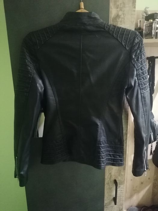 Дамско Кожено яке