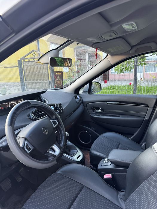 Renault grand scenic