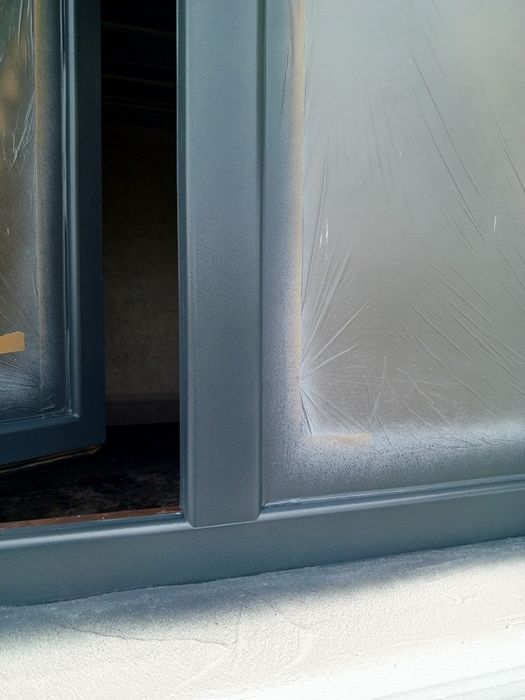 Краска 60 минг Аква териза эщик ва Темир дарвозани