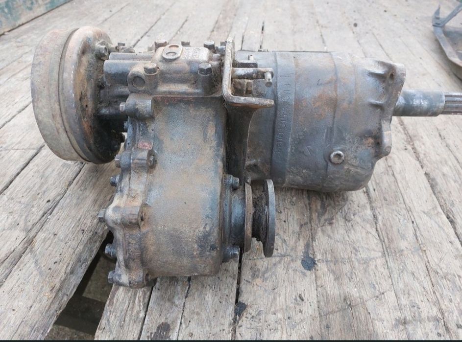 Скорости, раздатка, заден мост 37/8 и 4 бр. здрави ресори за уаз 452